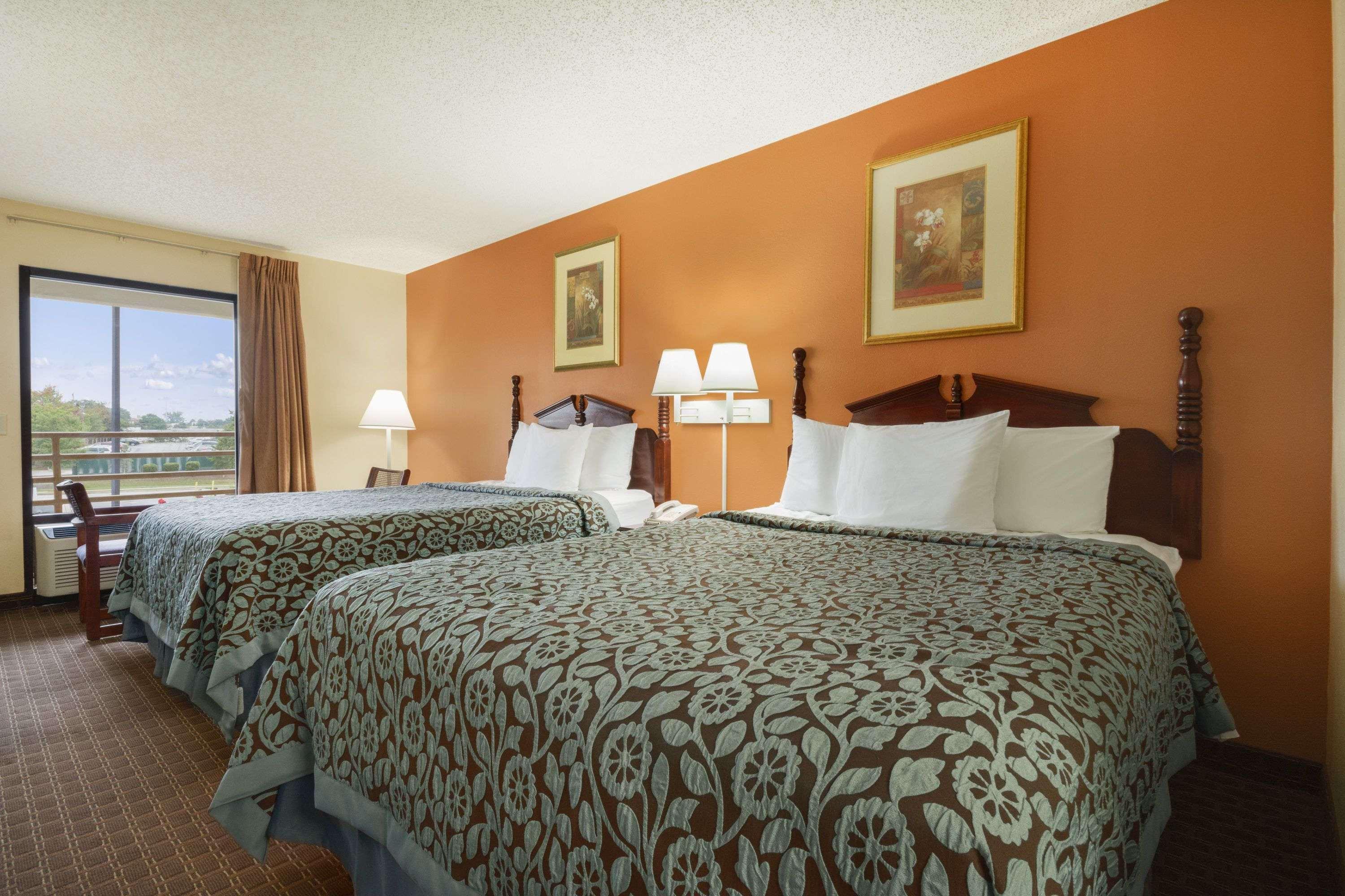Days Inn By Wyndham Atlanta Stone Mountain Zewnętrze zdjęcie